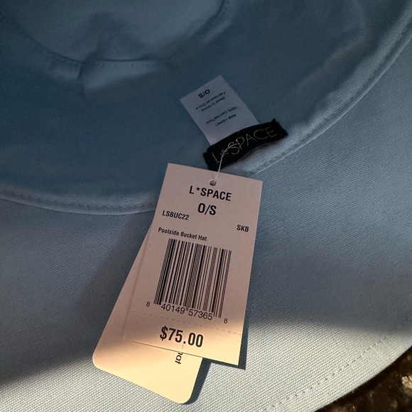 L*Space Poolside Bucket Hat NWT - Picture 5 of 6